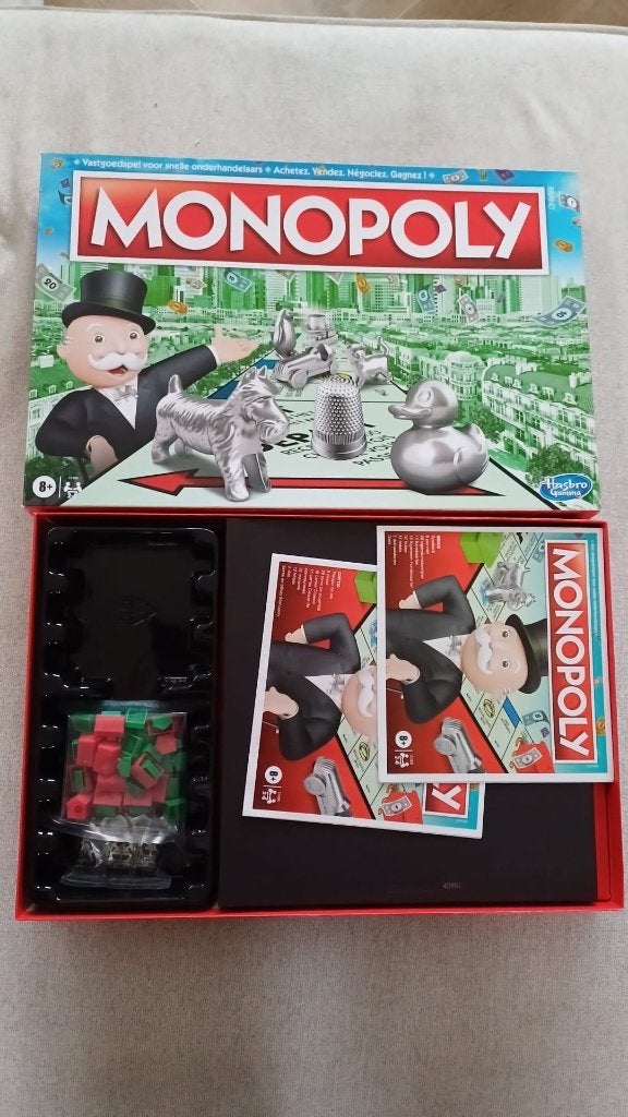 bordspel hasbro gaming Monopoly Monopolie limited, Vijf spelers of meer, Ophalen of Verzenden, Nieuw, Monopoly