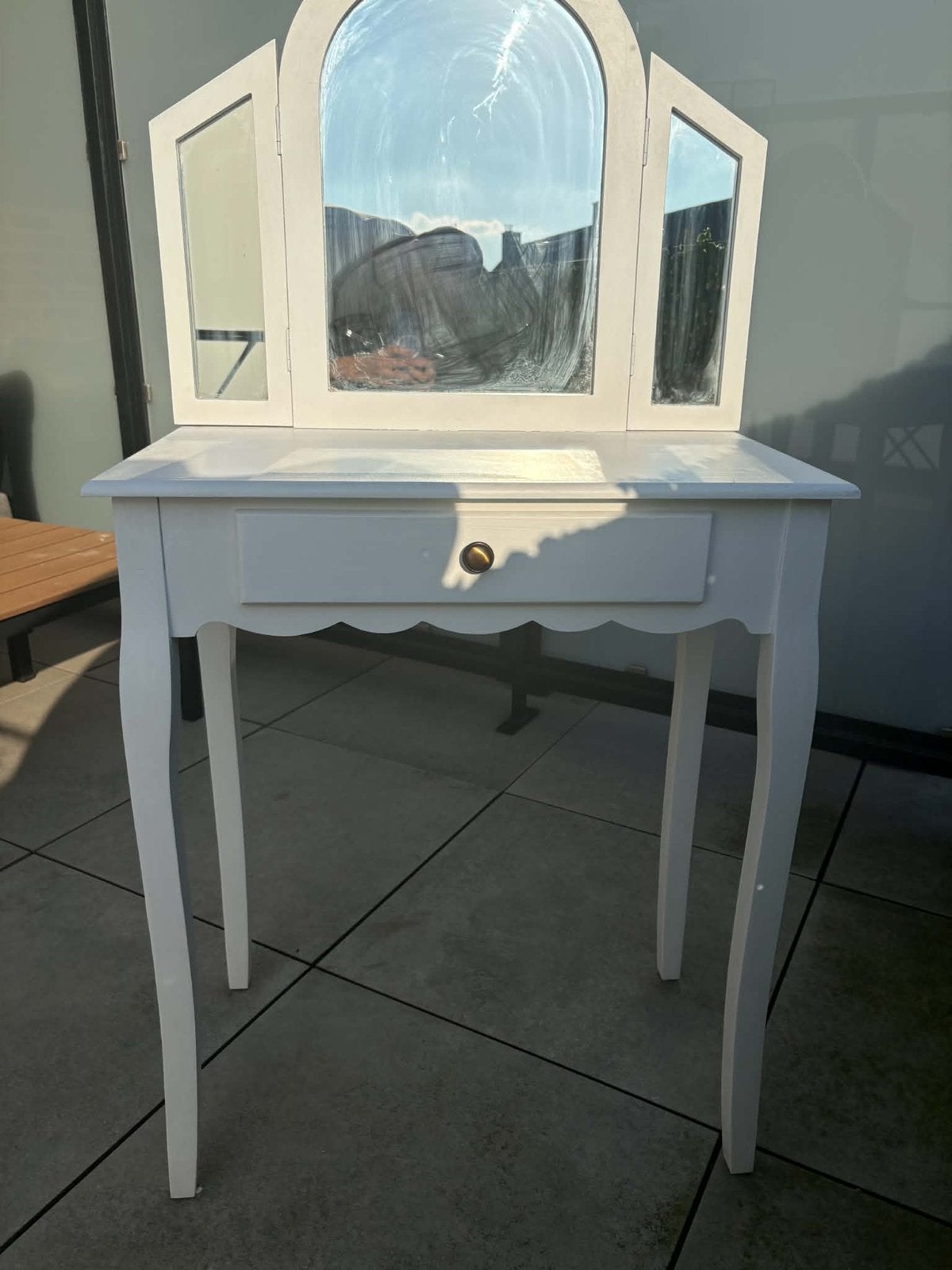 Kinder make-up tafel, Ophalen