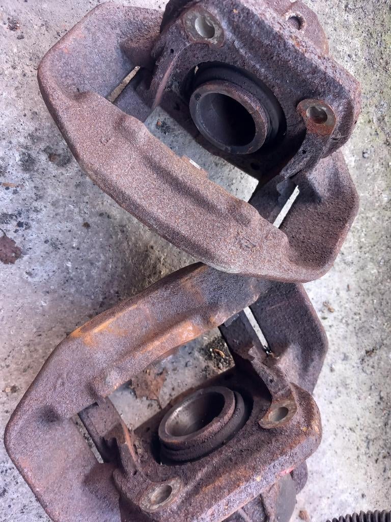 Porsche 944 remklauwen vooraan - te reviseren, Ophalen, Porsche