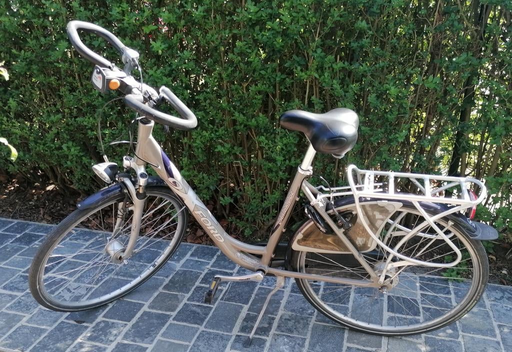 KLASSIEKE DAMESFIETS OXFORD CAMBRIDGE, Fietsen en Brommers, Ophalen, Versnellingen