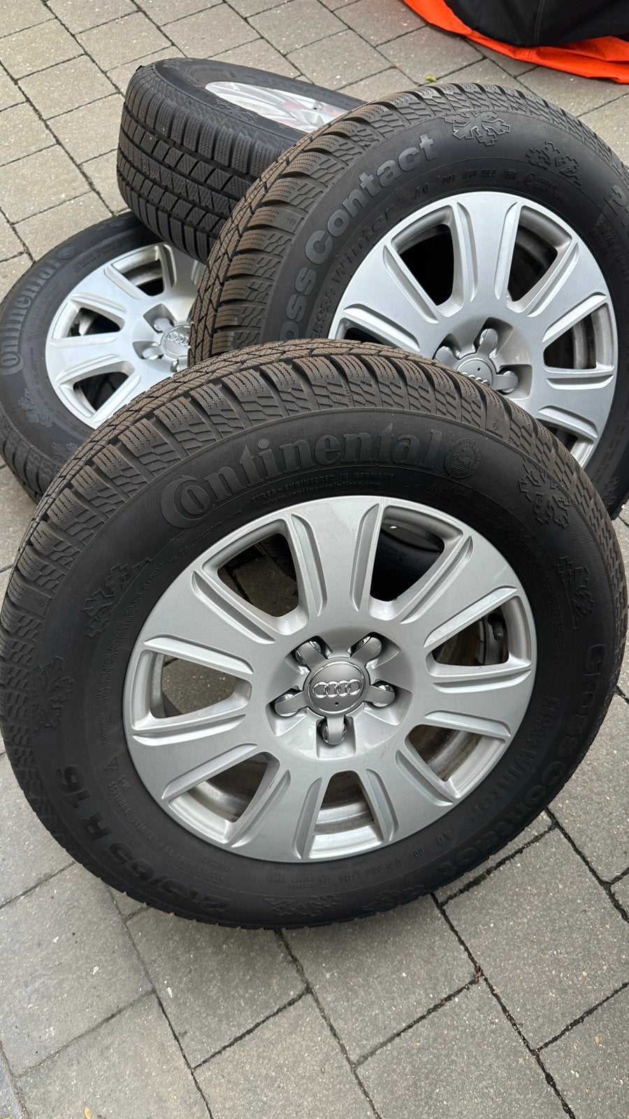 Jantes Audi avec pneus d'hiver, Autos : Pièces & Accessoires, Pneus et Jantes, Pneus hiver, 16 pouces, Enlèvement