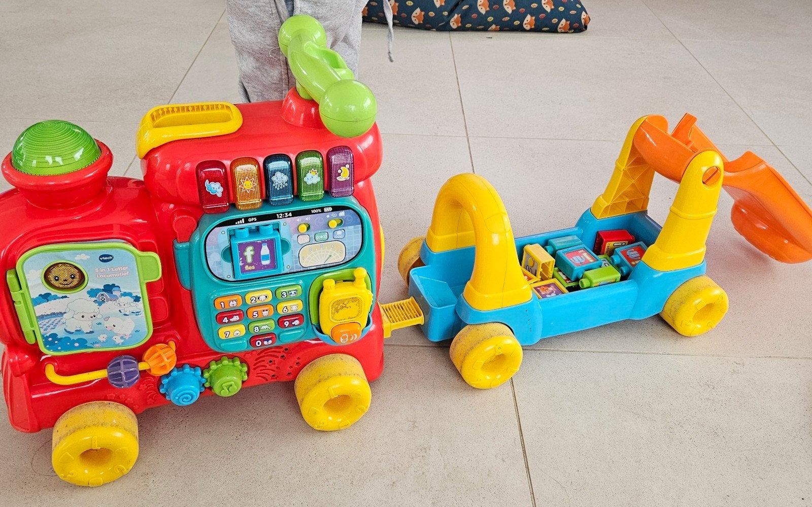 Vtech trein, Kinderen en Baby's, Ophalen, Zo goed als nieuw, 6 maanden tot 2 jaar