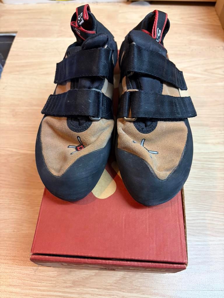 Five Ten klimschoenen maat 41,5, Ophalen, Zo goed als nieuw, Sportschoenen