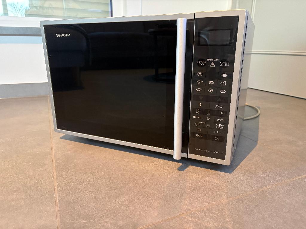 Sharp Oven, Electroménager, Fours, Enlèvement, Utilisé, Air chaud, Four