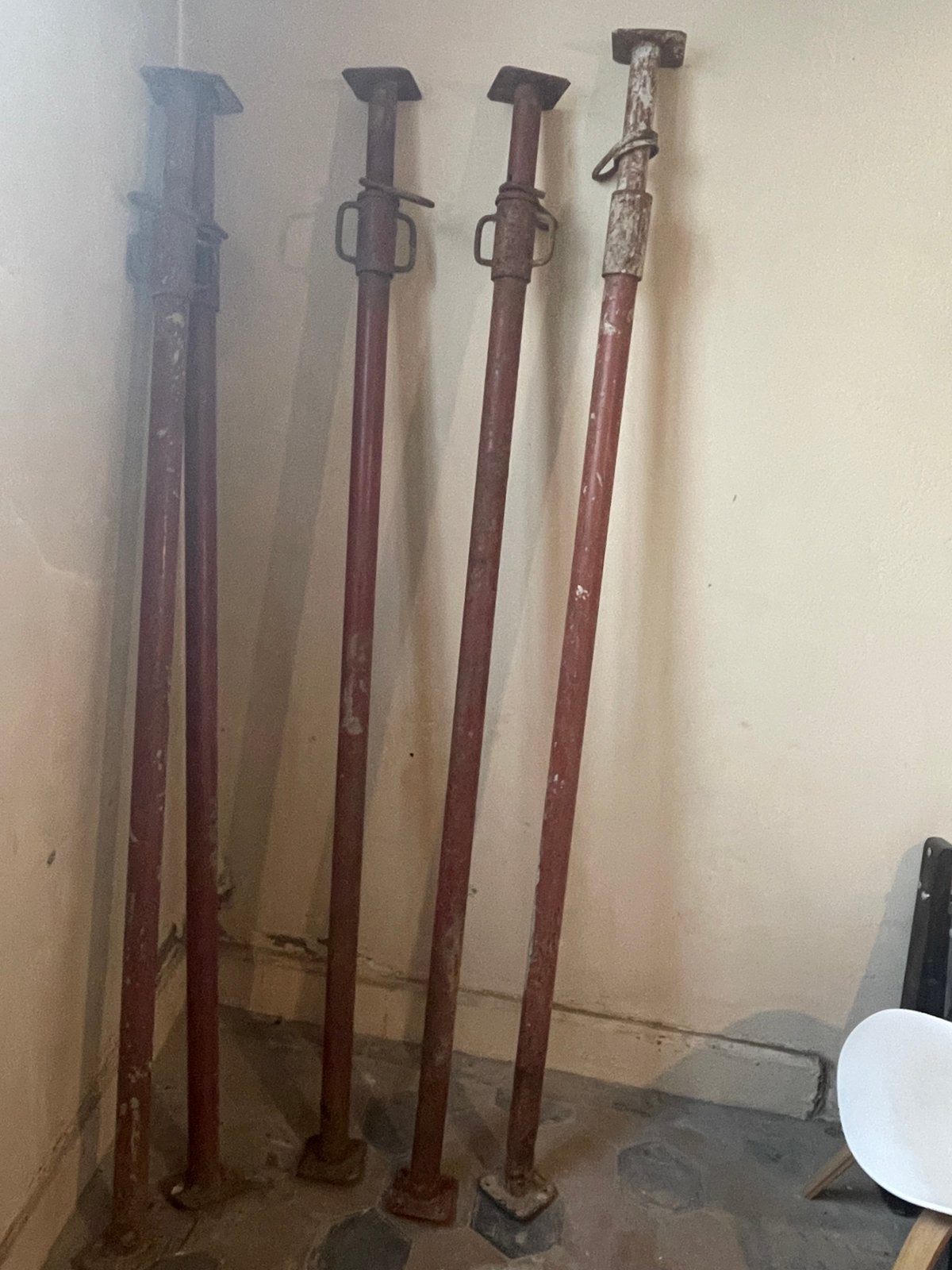 5 rekwisieten van 2m/3,5 m, Doe-het-zelf en Bouw, Ophalen, Gebruikt
