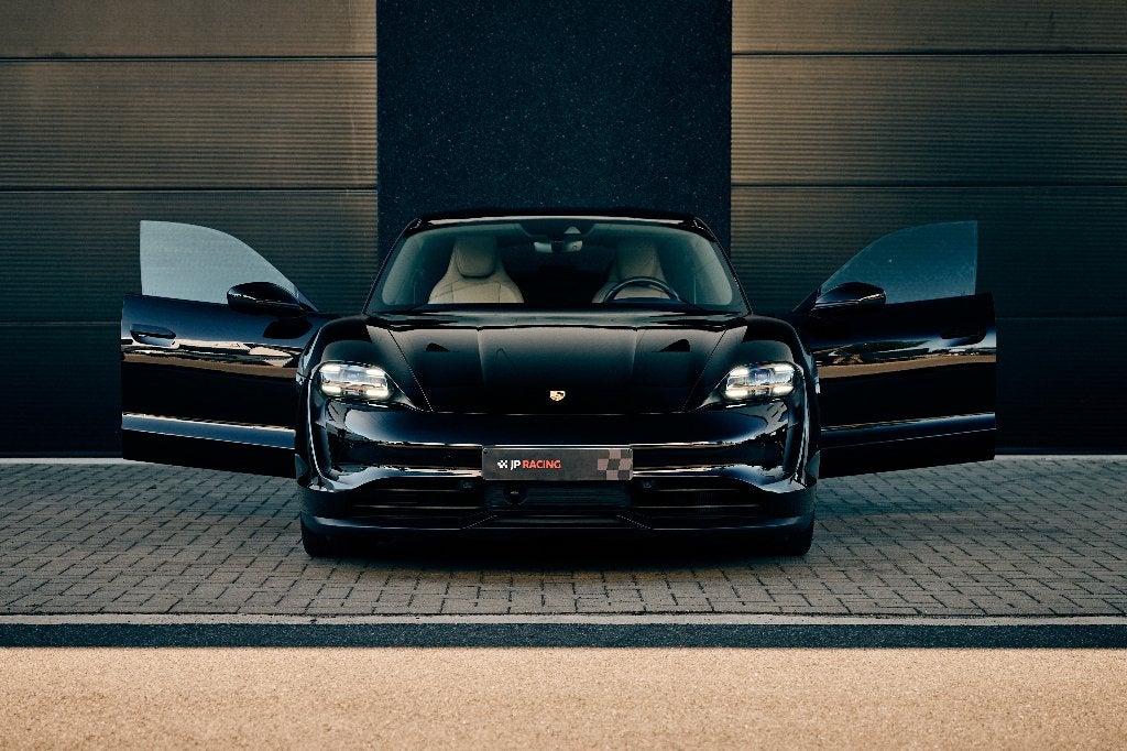 Porsche Taycan 2021 50d km  Btw aftrekbaar, Auto's, Porsche, Automaat, Zwart, Leder, Te koop