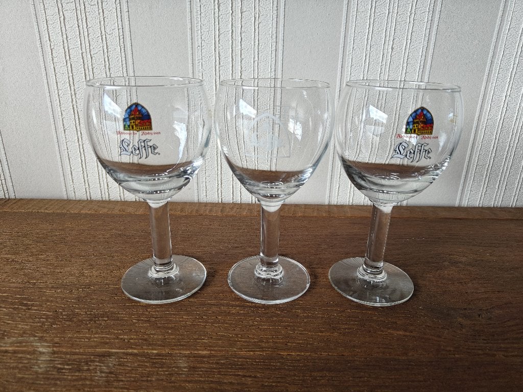 Verres à bière Vintage Leffe Abbey (lot de 3), Collections, Enlèvement ou Envoi, Comme neuf, Verre ou Verres, Leffe