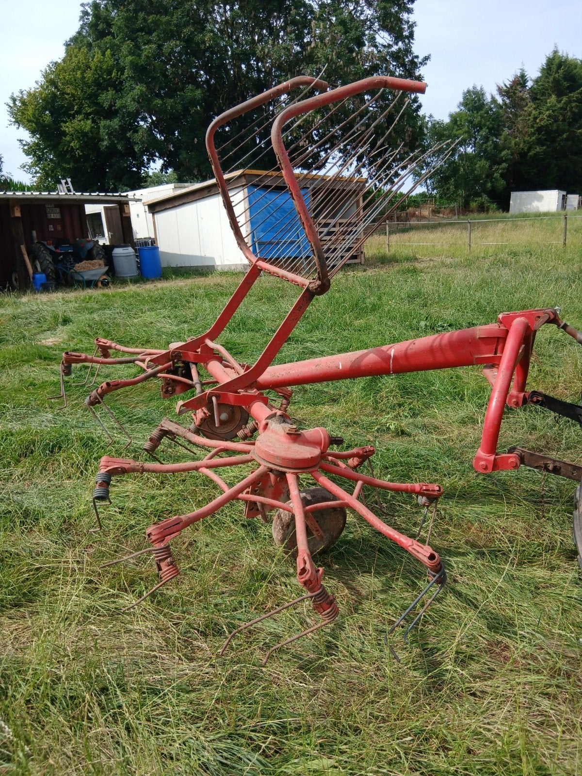 Lely hooidraaier/ hooikeerder/ hooischudder, Zakelijke goederen, Ophalen