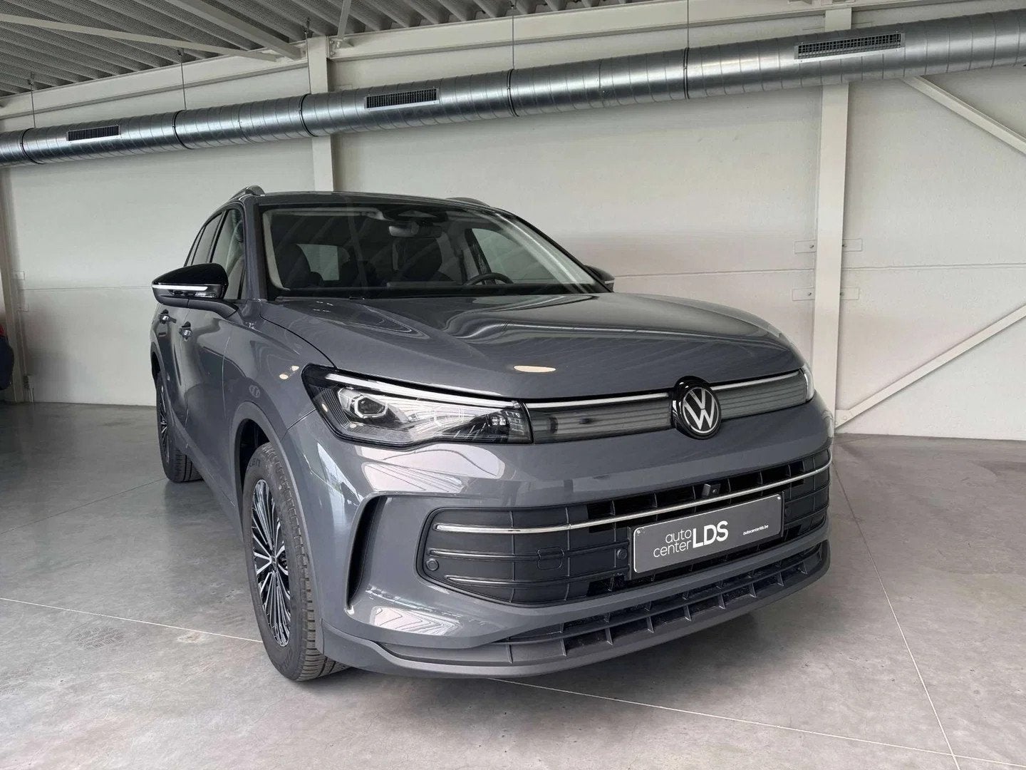 Volkswagen Tiguan Tiguan 1.5 eTSI mHEV -DSG- 360 camera -, Autos, Argent ou Gris, Achat, Phares entièrement LED, Entreprise
