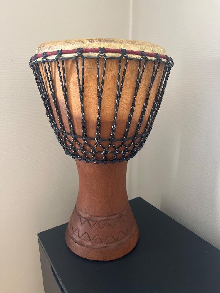 Djembe zeer goede staat, Muziek en Instrumenten, Percussie, Ophalen, Zo goed als nieuw