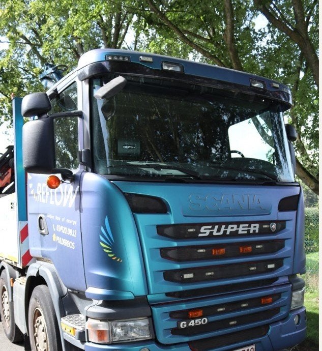 Camion Scania avec grue, Autos, Rouge, Achat, Entreprise, 2 places