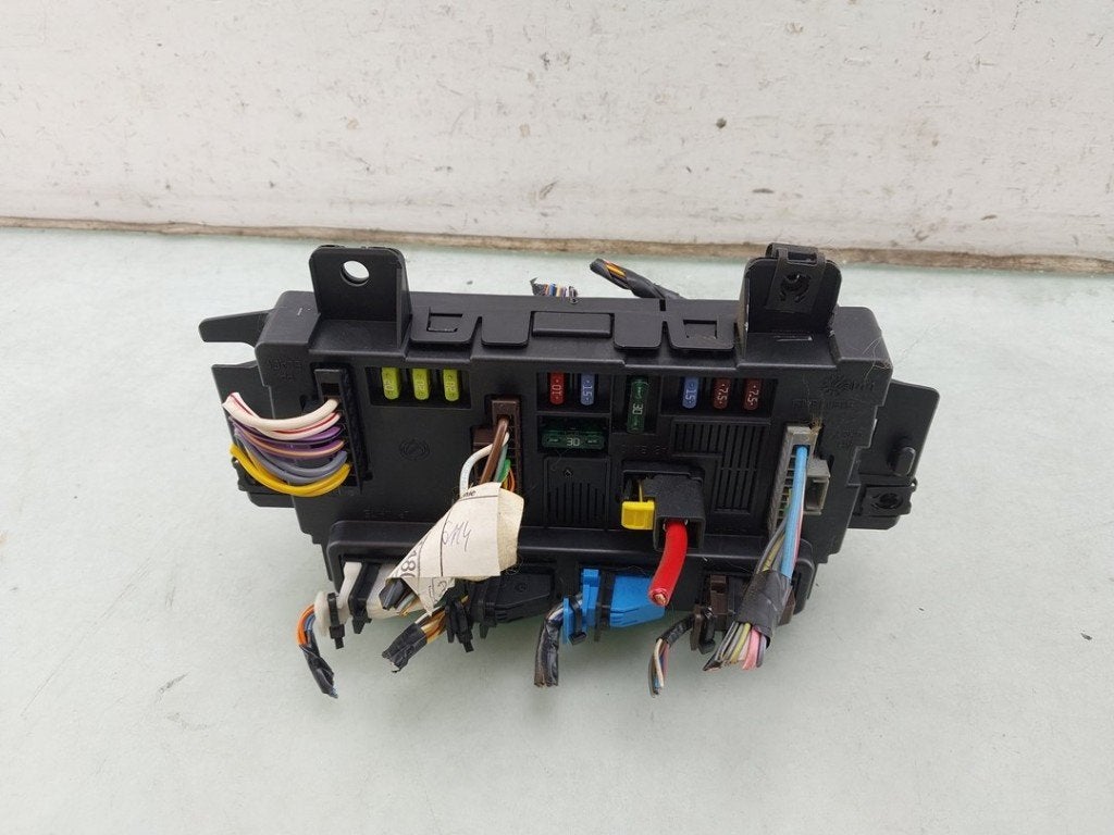 BOITIER FUSIBLES Fiat Panda (169) (|51874385|51900918|), Autos : Pièces & Accessoires, Utilisé, Fiat, Continental AG, Continental-Plaza 1
30175  Hannover, DE