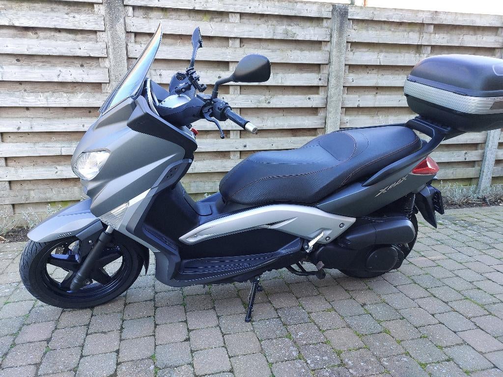 Yamaha xmax 250cc, Motoren, Motoren | Yamaha, Scooter, Particulier, Minimaal motorrijbewijs A2, Sportuitlaat