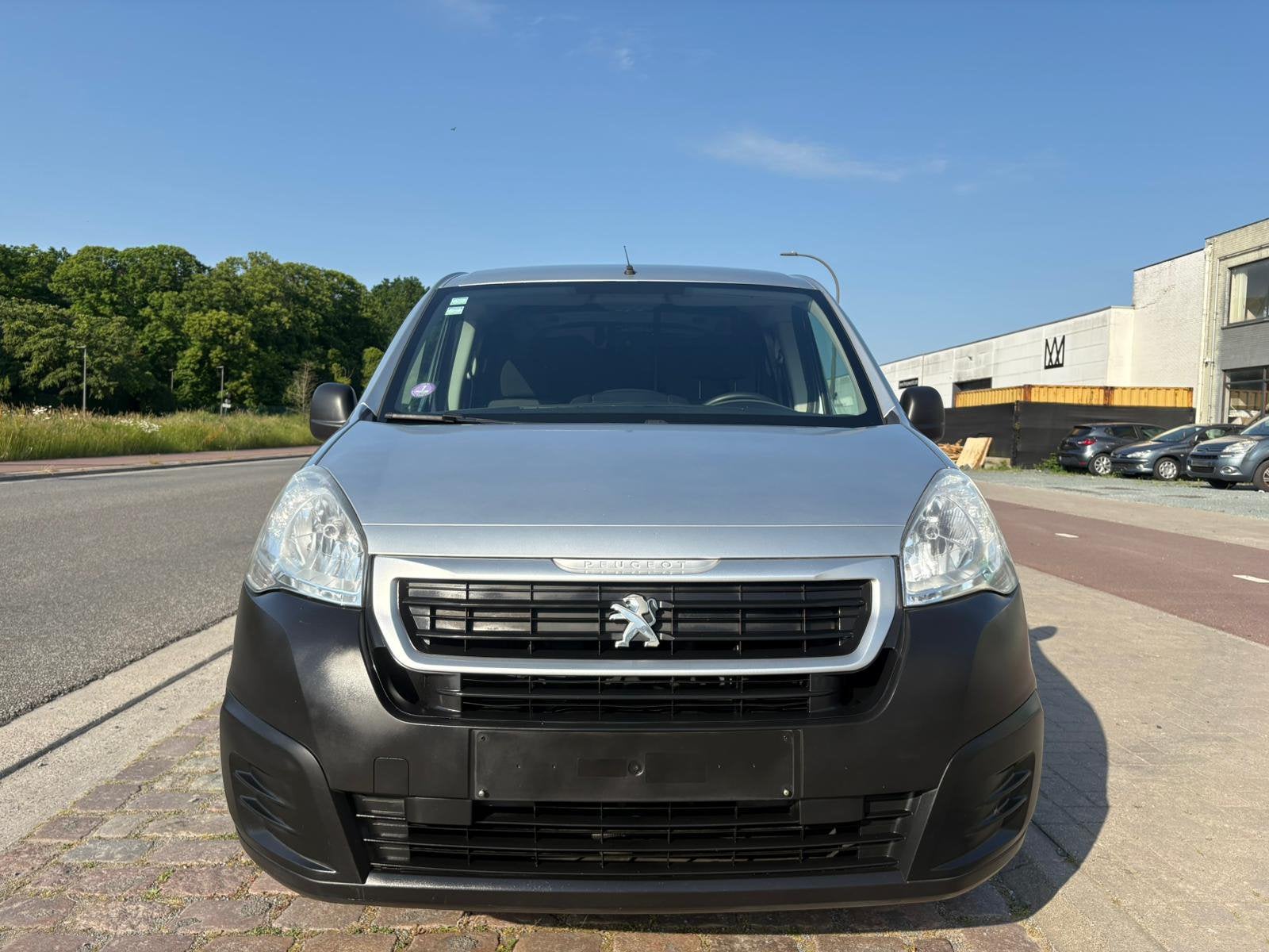Peugeot Partner | 12 M Garantie | 88 Dkm | Benzine | 2017 |, Achat, Euro 6, Entreprise, Boîte manuelle