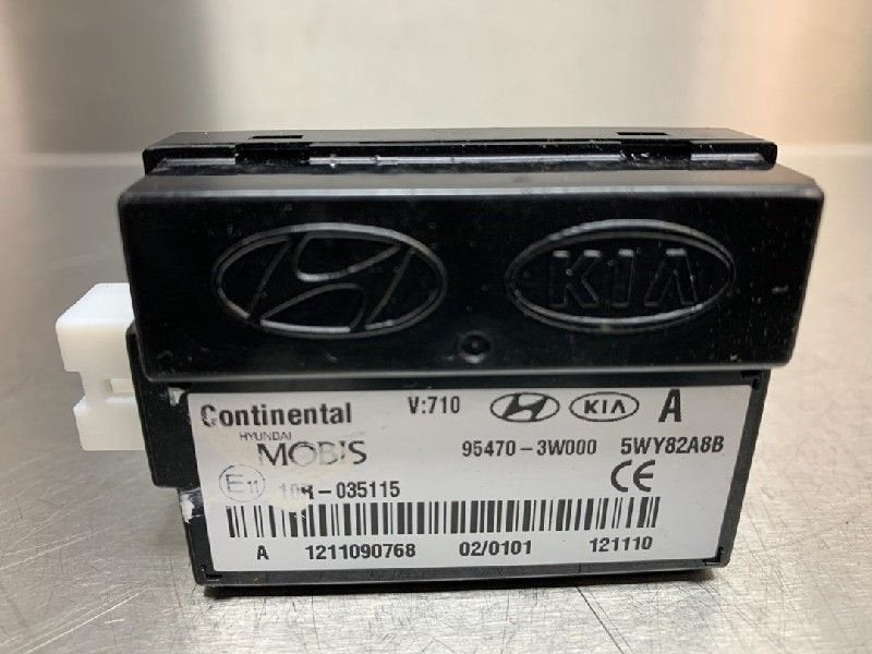 MODULE VÉHICULE SANS CLÉ Kia Sportage (SL) (|954703W000|), Kia, Utilisé, Continental AG, Continental-Plaza 1
30175  Hannover, DE