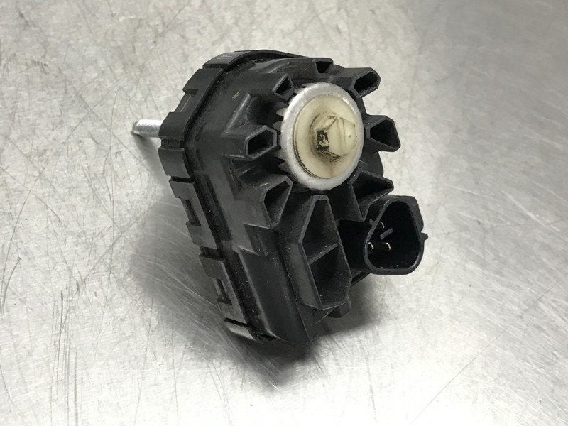 PHARE MOTEUR Nissan Murano (Z51) (01-2003/09-2014), Dhr. M. Roggen, Stadsweg 37 37
9917 PV  WIRDUM GR., NL, Nissan, Utilisé