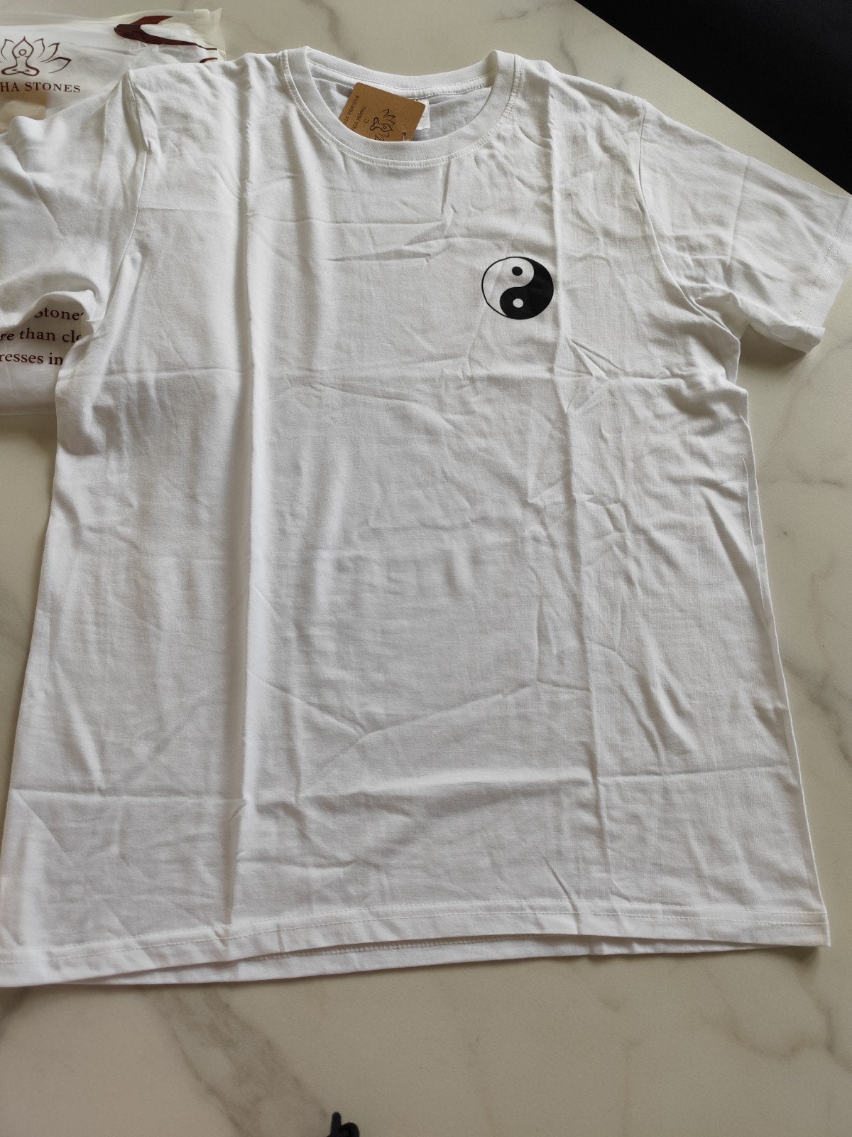 2 heren t-shirts Yin en yang. NIEUW., Enlèvement