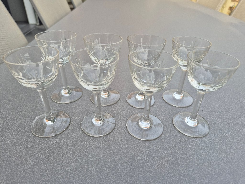set van 8 kristallen likeurglazen Val Saint Lambert, Antiek en Kunst, Ophalen