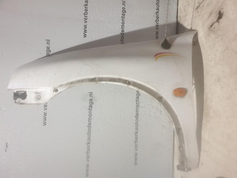 SPATBORD LINKS VOOR Opel Combo (Corsa B) (01-1994/10-2001), Gebruikt, Opel Automobile GmbH, Spatbord, Kontakt-opel@opel.com