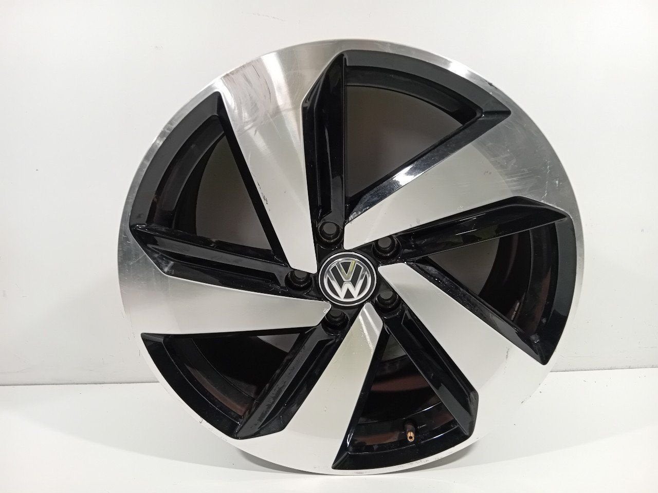 Velg Volkswagen Golf, Auto-onderdelen, Onderdelen@venauto.nl, Van der Ven Autorecycling B.V., Gebruikt, Ettenseweg 76, 4706 PB Roosendaal, The Netherlands