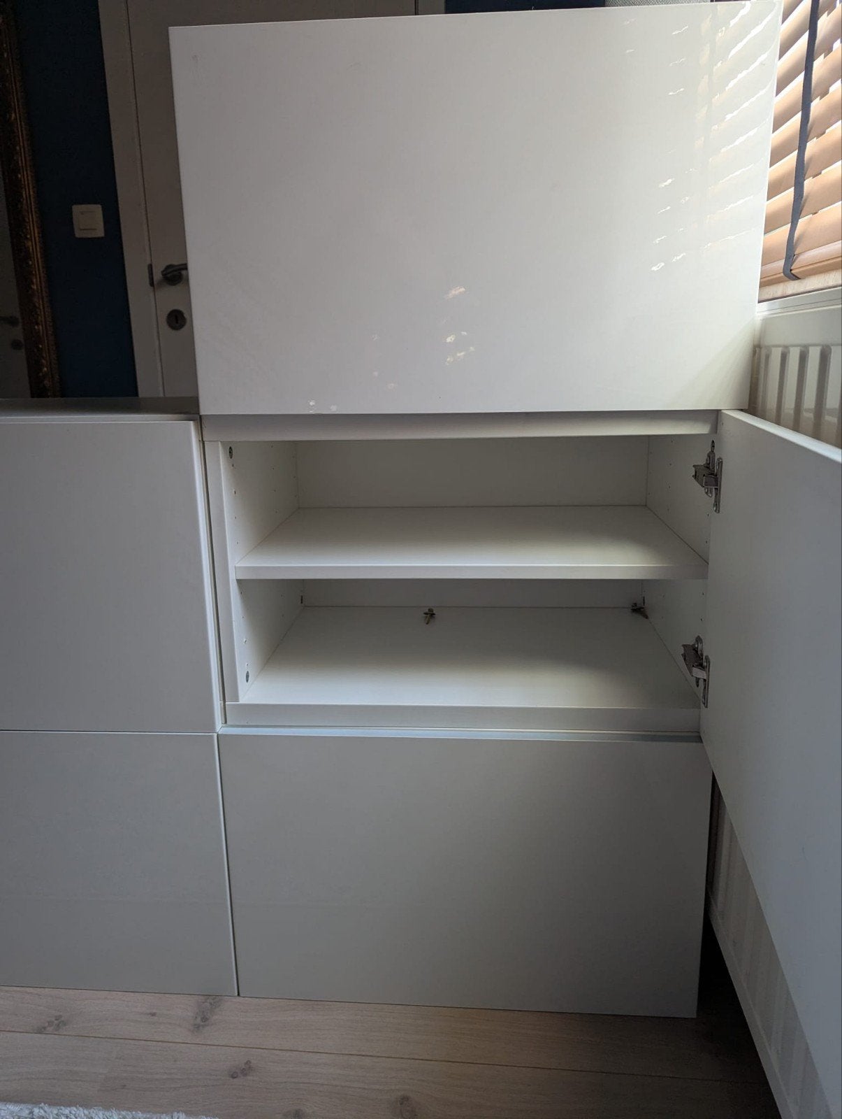 Hang kast wit (Ikea), Enlèvement