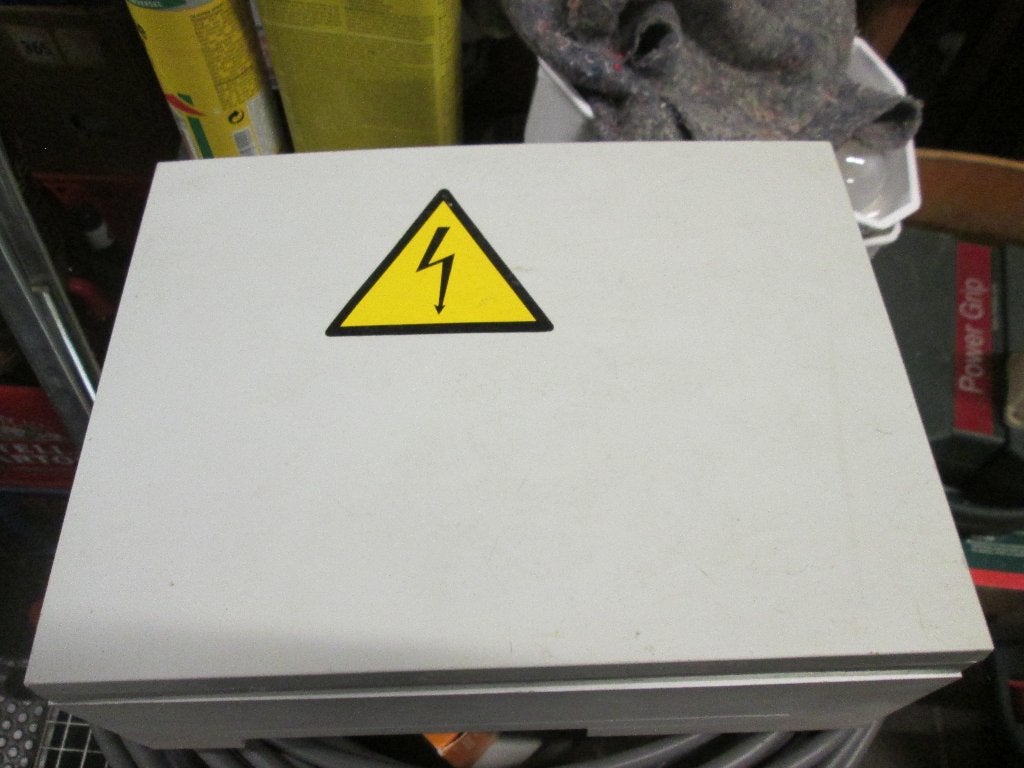 Electriciteits kast/zekering kast, Doe-het-zelf en Bouw, Ophalen, Gebruikt