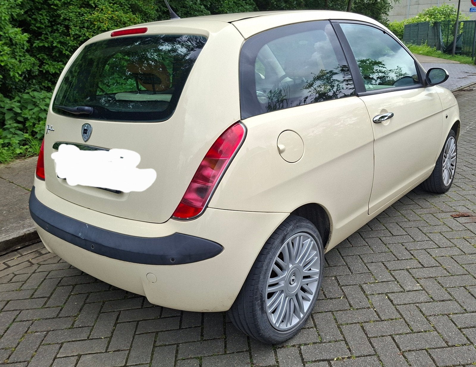 Lancia ypsilon 1.4 benzine, Autos, Cuir, Achat, Jaune, Particulier