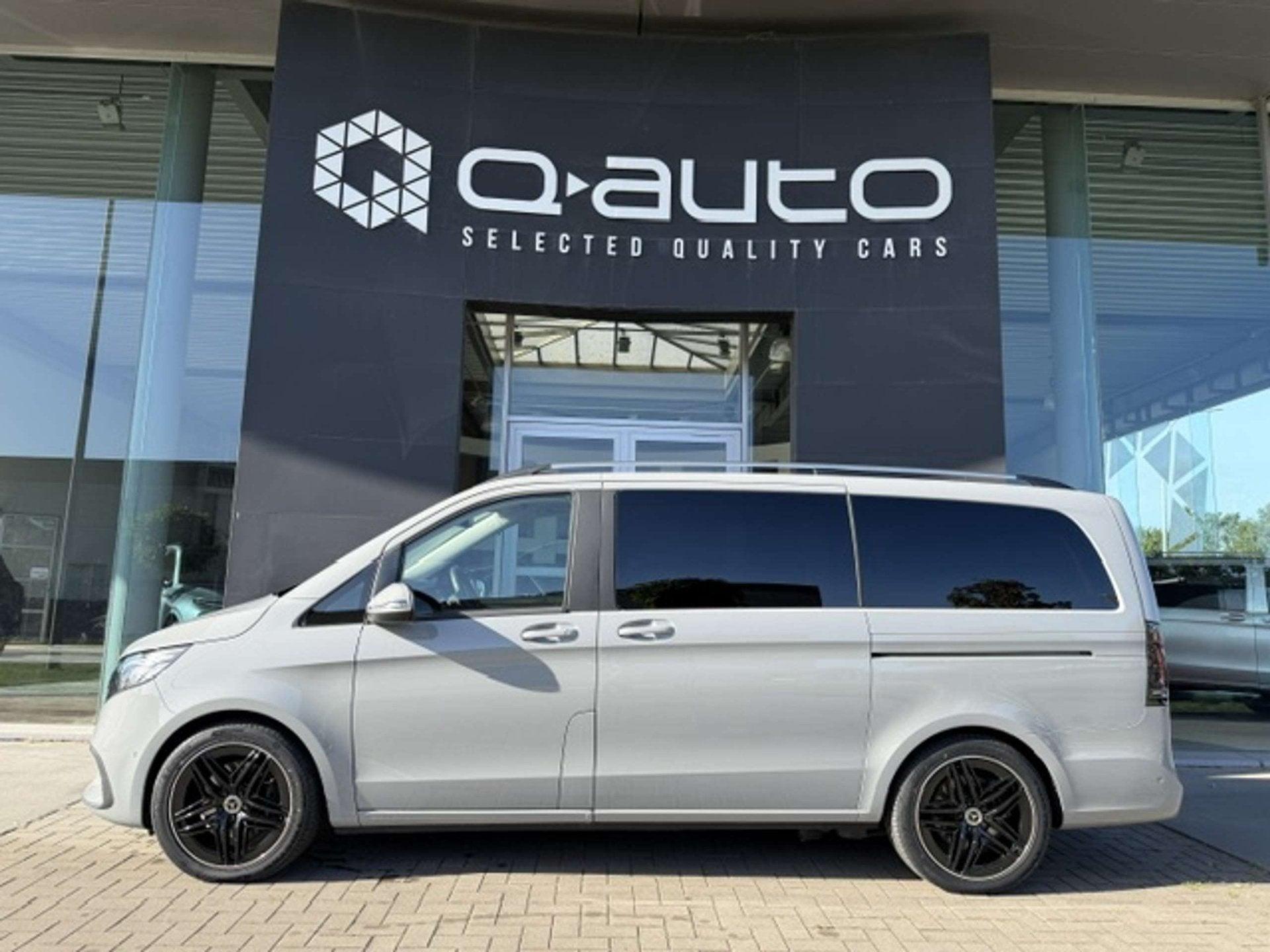 Mercedes-Benz V 220 d L2 Sport 7 Zit of 5 Zit Dubbele Cabine, Autos, Argent ou Gris, Achat, Euro 6, Entreprise