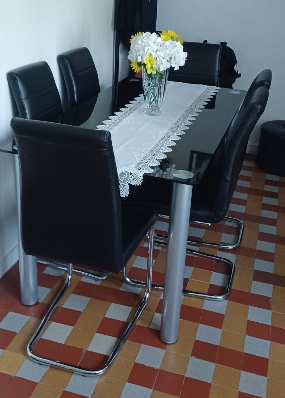 volledige eetkamer, Huis en Inrichting, Ophalen, Zo goed als nieuw, 4 tot 6 stoelen