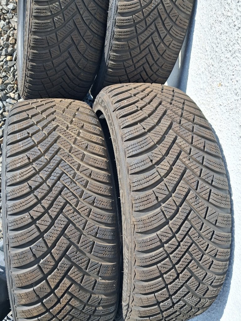 4 pneus hiver HANKOOK 195/45R17 - 91H, Pneus hiver, Véhicule de tourisme, Enlèvement, Utilisé
