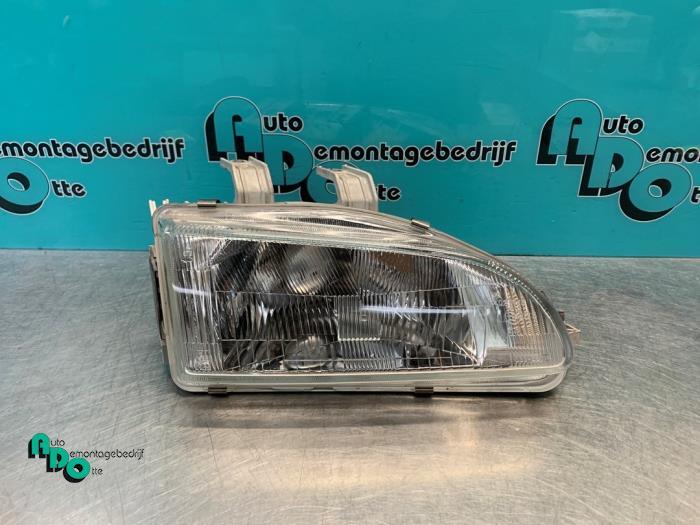 Koplamp rechts van een Honda Civic (Civic 92-), Auto-onderdelen, Verlichting, Honda, Gebruikt, -, -
