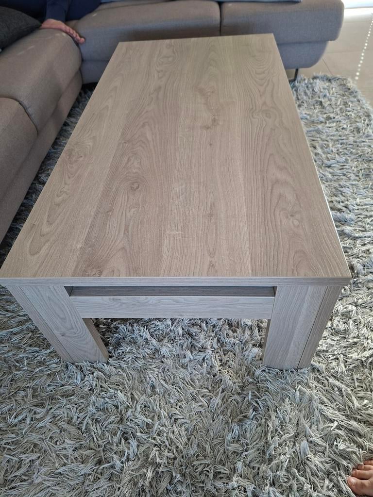 Salon tafel, Ophalen