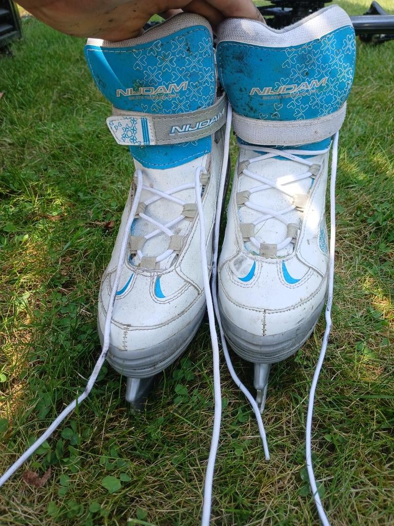 Patins à glace, Enlèvement