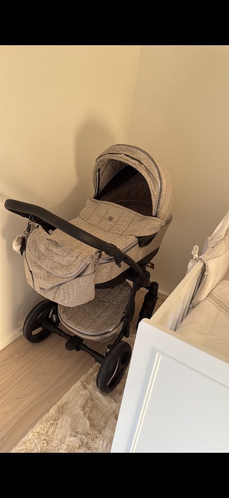 Buggy First, Ophalen, Zo goed als nieuw, Overige merken, Verstelbare rugleuning