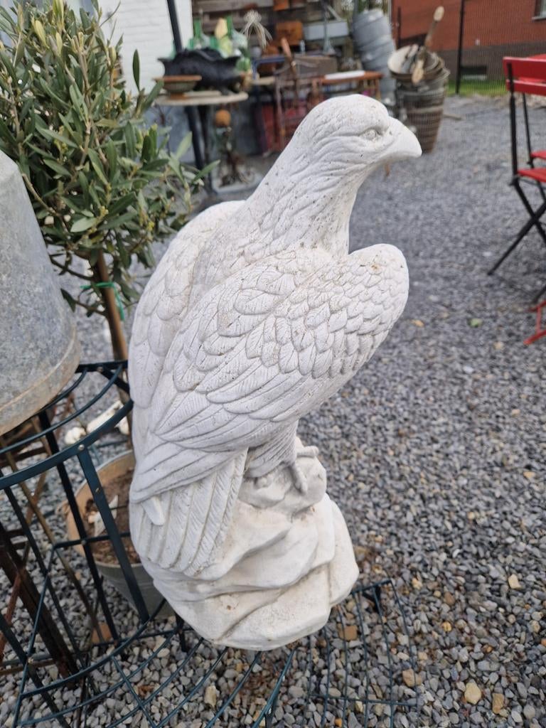 Aigle en calcaire de 60 cm de haut 50€, Enlèvement