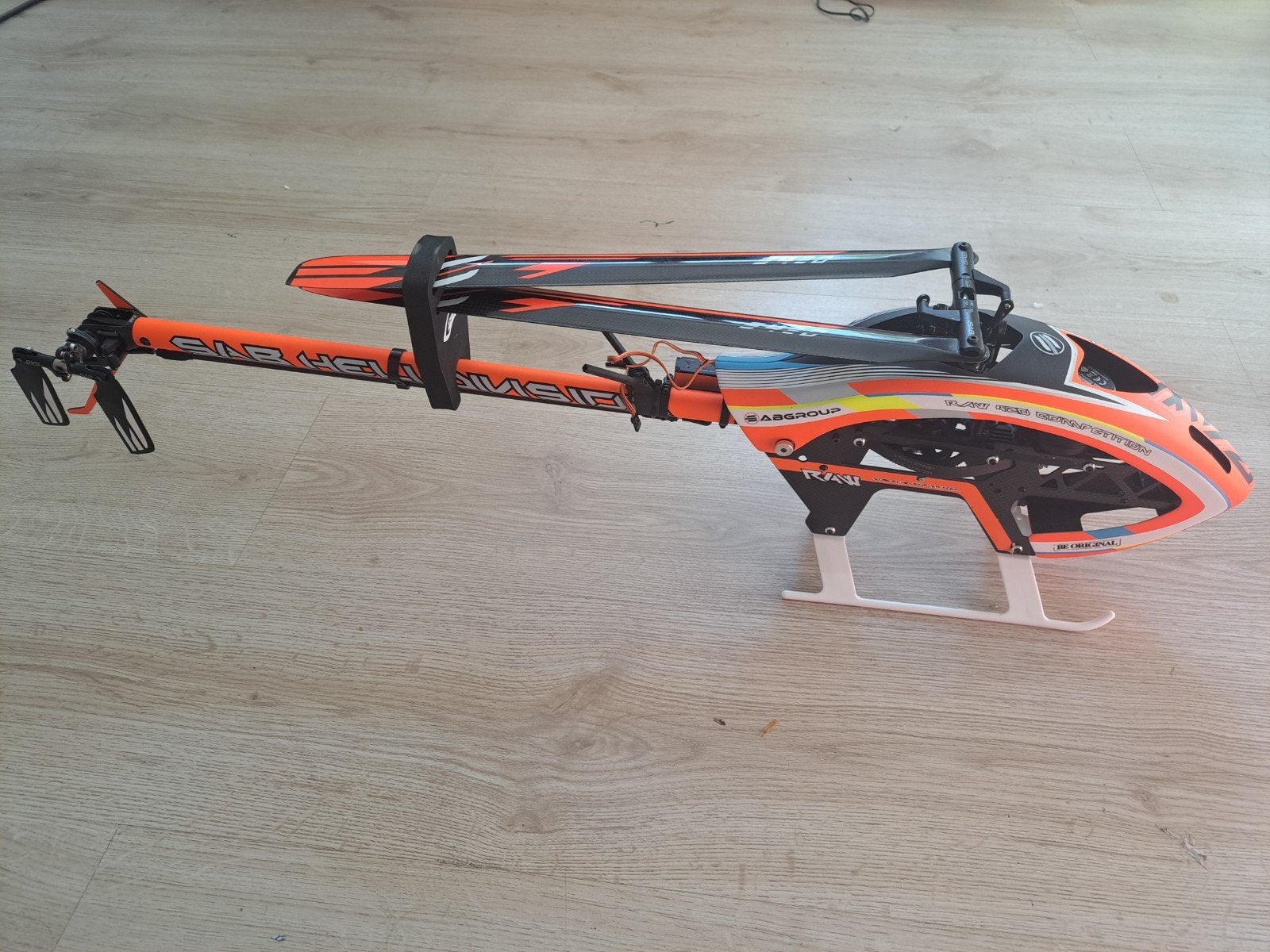 saab raw 420 compétition, Hobby en Vrije tijd, Modelbouw | Radiografisch | Helikopters en Quadcopters, Ophalen