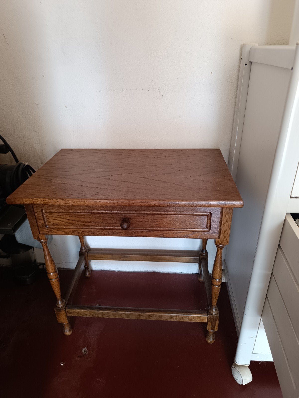 eiken kastje, perfecte staat.20 euro, Ophalen