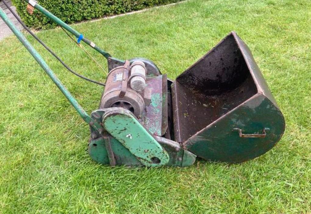 Elektrische kooimaaier flandria, Jardin & Terrasse, Tondeuses à gazon, 40 à 49 cm, Utilisé, Bac de ramassage, Enlèvement