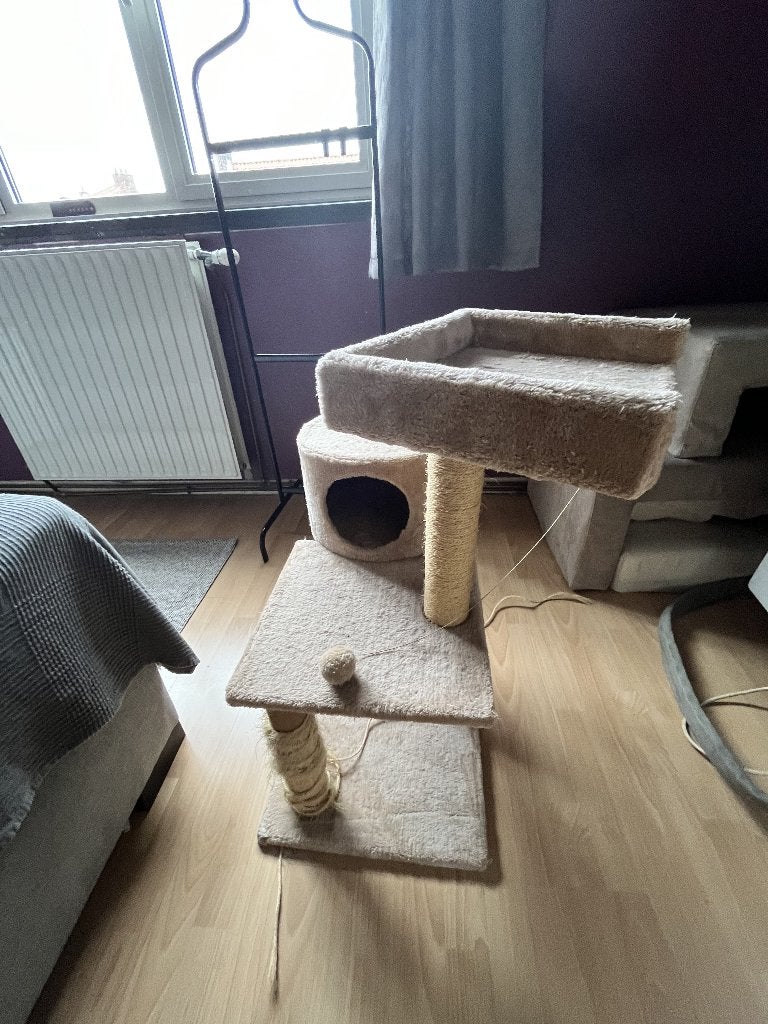 Katten krabpaal meubilair - Weg wegens overlijden, Animaux & Accessoires, Meubles griffoirs pour chats, Enlèvement, Utilisé, Griffoir
