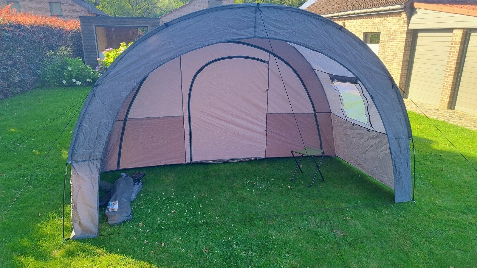 Camping tent met lig bed, Caravans en Kamperen, Ophalen