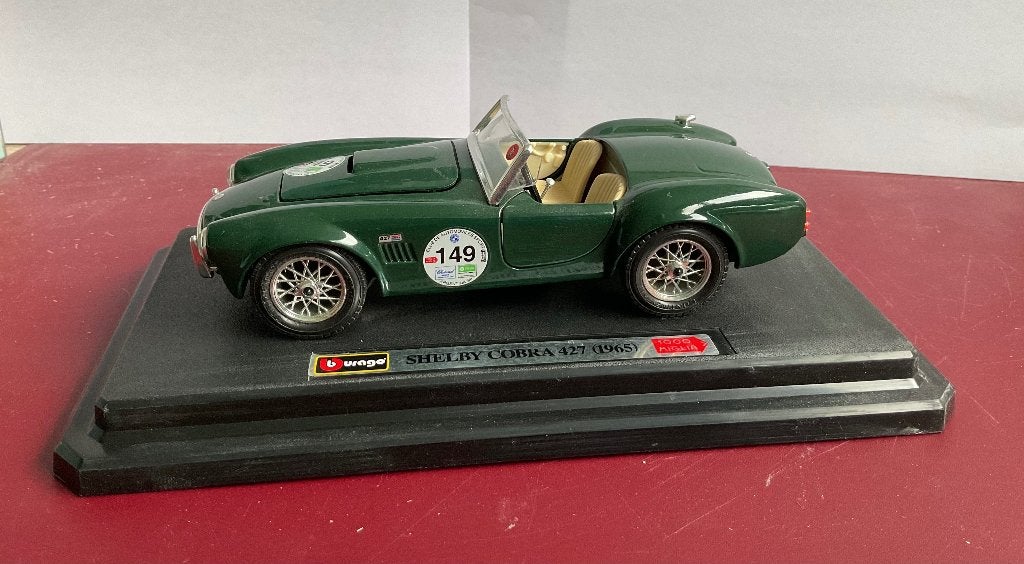 Modèle de voiture Ford Shelby Cobra 427 1:24, Enlèvement ou Envoi, Comme neuf, Voiture, Revell