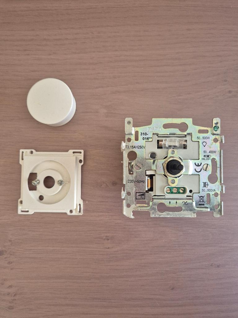 Niko 310-016 dimmer inbouw max 500VA 230V, Ophalen of Verzenden, Gebruikt, 200 tot 500 watt, Overige typen