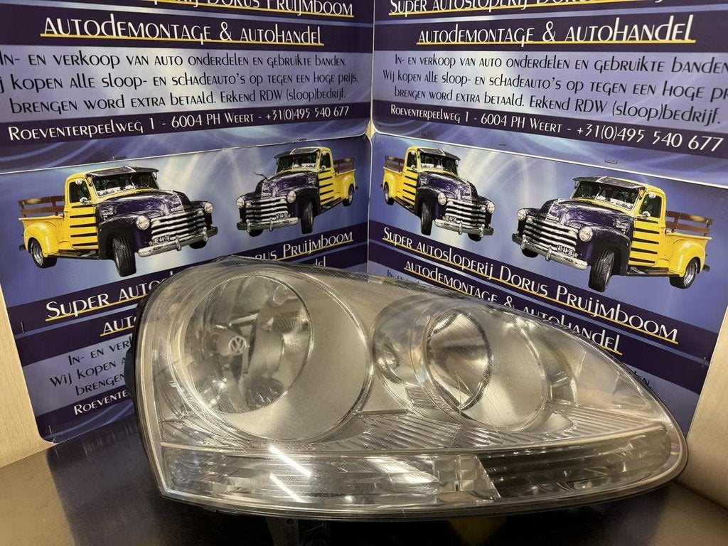 Vw golf 5 koplamp rechts, Autos : Pièces & Accessoires, Volkswagen, Volkswagen AG, Vw@volkswagen.de, Utilisé