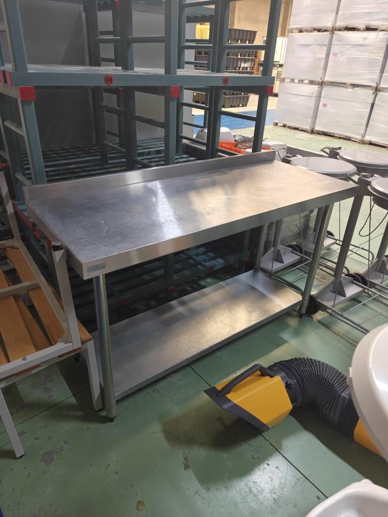 tables inox, Articles professionnels, Enlèvement, Utilisé, Mobilier en inox