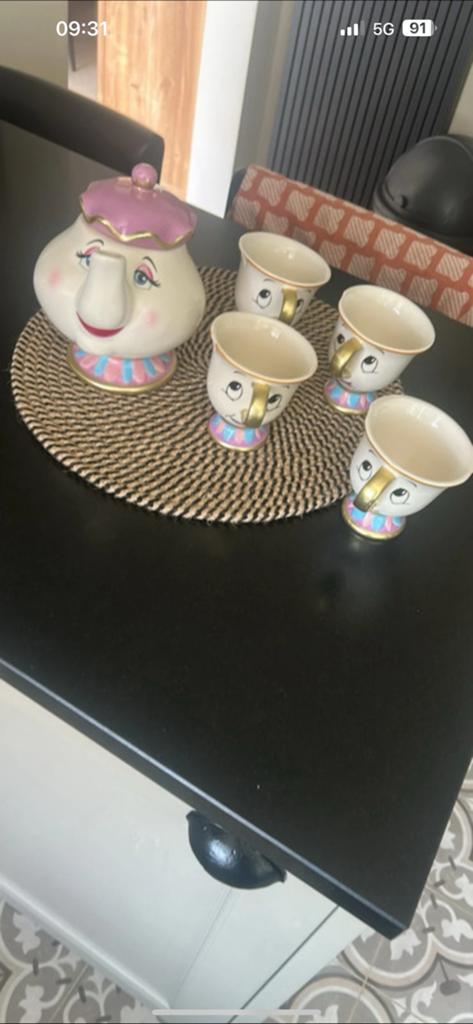 Disney theelpot en kopjes belle en het beest, Verzamelen, Disney, Ophalen