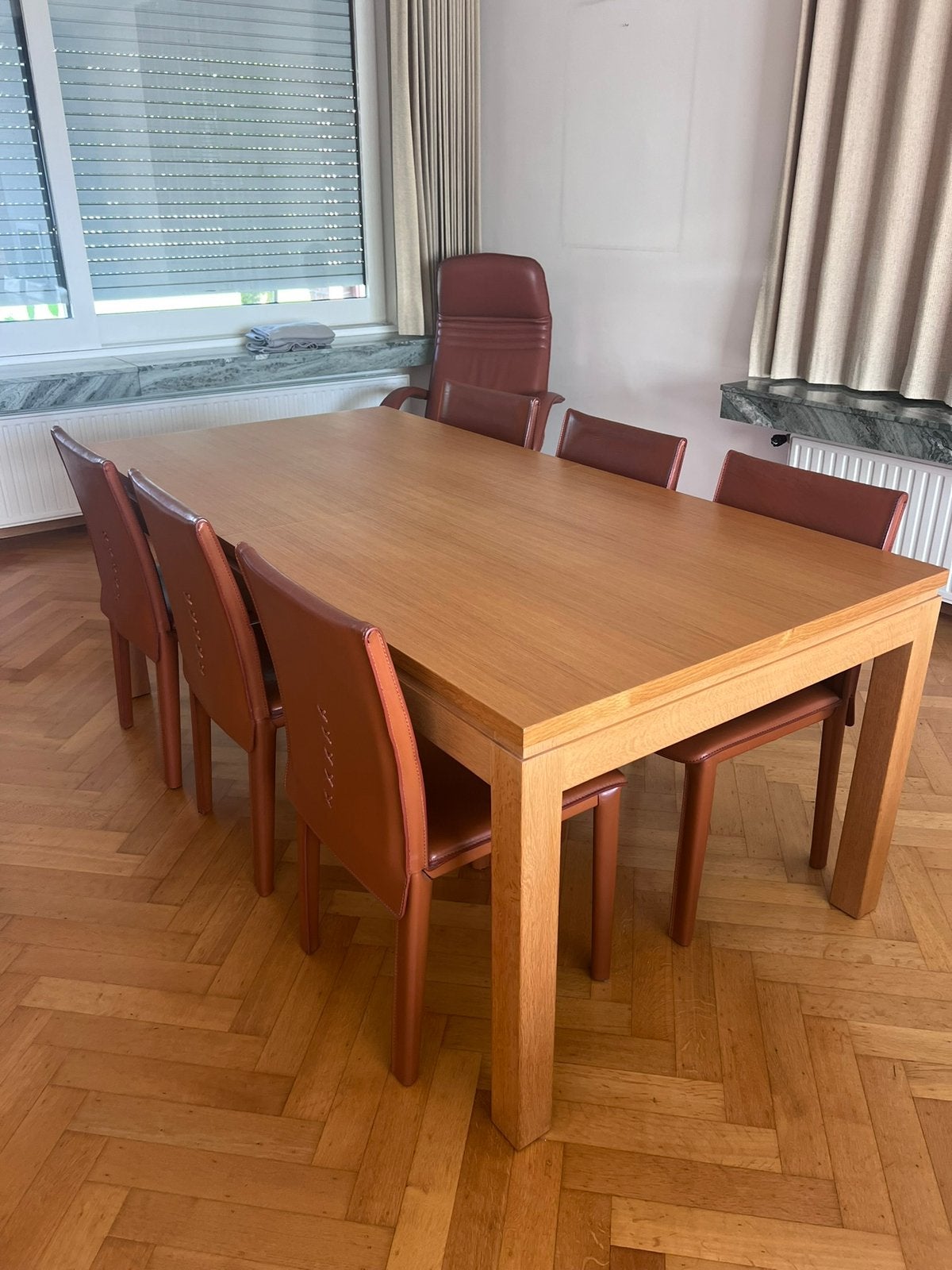 Eiken uitrekbare tafel met 6 stoelen, Enlèvement, Utilisé, 4 à 6 chaises