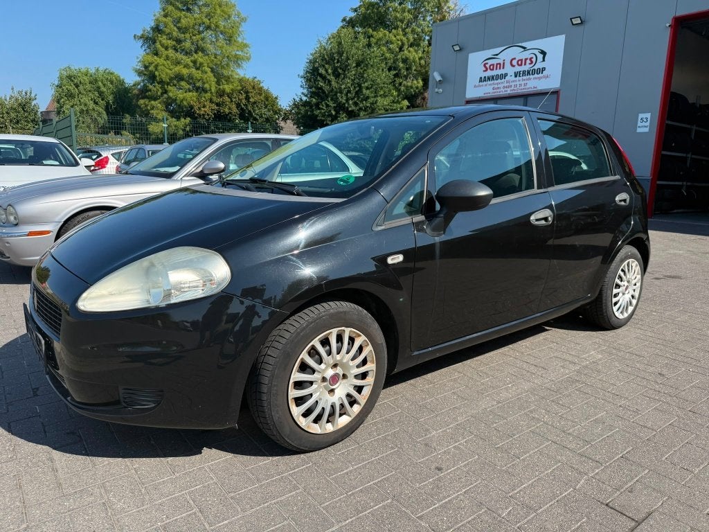Fiat punto 1.2 benzine bouwjaar 2009 94000 km goede staat, Voorwielaandrijving, Elektrische ramen, Stof, 4 cilinders