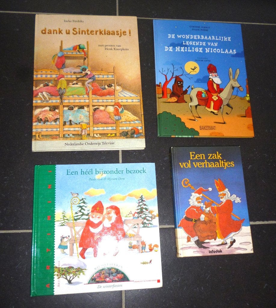 sinterklaas + kerstboekjes, Diversen, Ophalen of Verzenden, Zo goed als nieuw