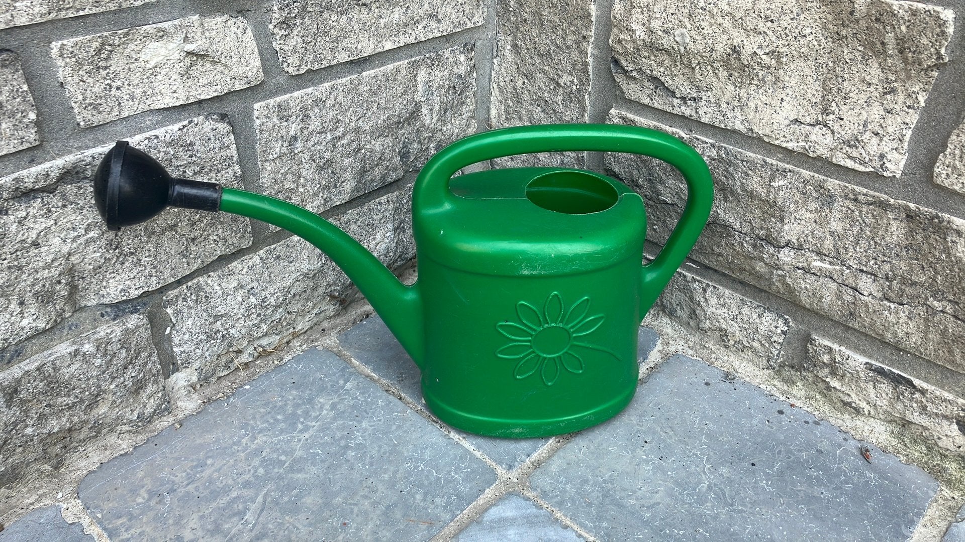 Gieter 2 liter, Tuin en Terras, Gieters, Ophalen, Zo goed als nieuw