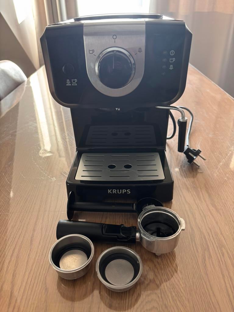 Espresso apparaat Krups, Elektronische apparatuur, Koffiezetapparaten, Ophalen, Zo goed als nieuw, Espresso apparaat